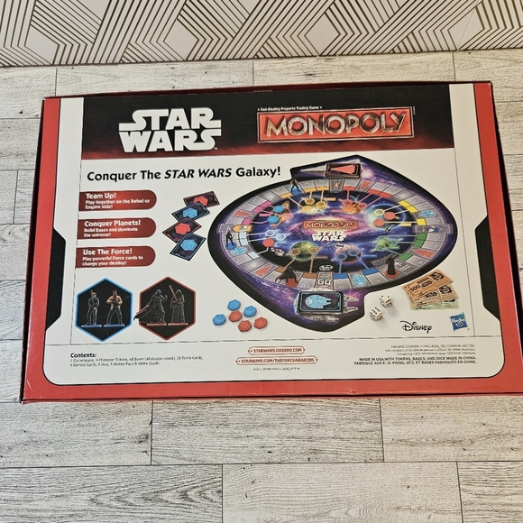 Star Wars Monopoly & Star Wars Pictopia Games Set - Picture 2 of 4